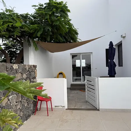 Seno Donato Lomo La Santa Nyaraló Tinajo