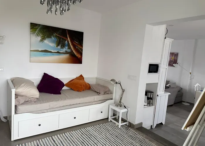 Seno Donato Lomo La Santa Nyaraló